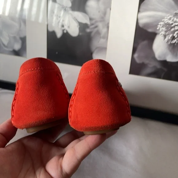 UGG Milania // burnt orange loafer flats // suede slip-on // sz 6 - Picture 5 of 16